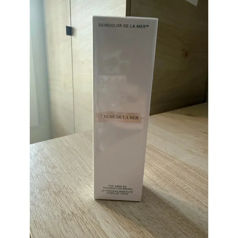 $95 New La Mer Skincolor The Angled Foundation Brush Luxury Makeup Brush Rare
